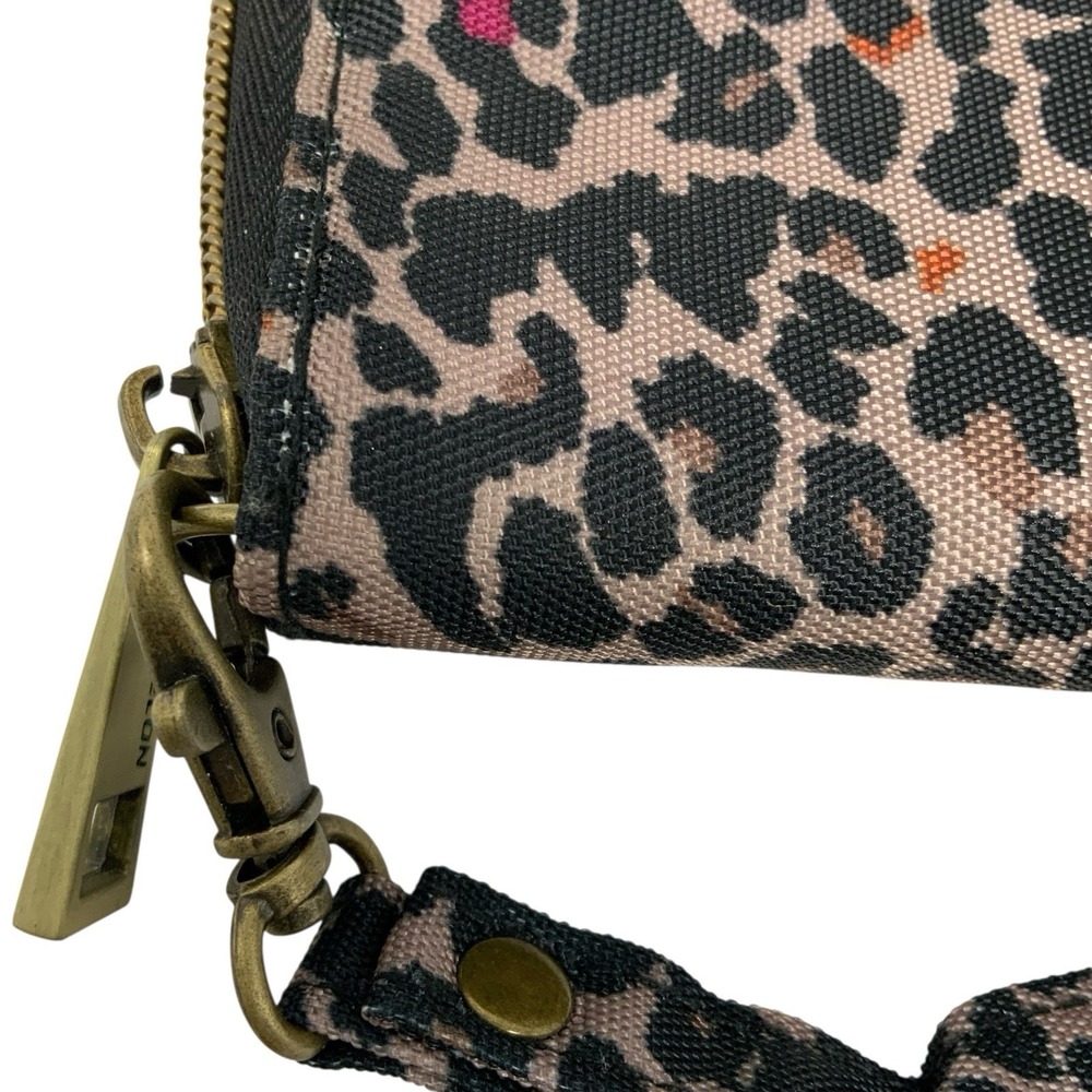 Travelon Wristlet Wallet RFID Animal Print Zip Around Identity Protection Travel - Picture 9 of 13